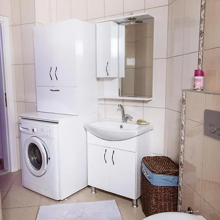 Gasthuis Hayat Sitesi Apart *